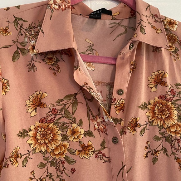 Forever 21 | Floral blouse - Picture 2 of 4